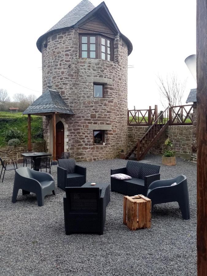 La Tour De Ver Gite Atypique Possibilite Table D'Hotes Sur Reservation Dış mekan fotoğraf